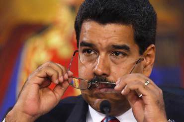 ¡SE LAS CANTAN AL DICTADOR! «Señor Maduro, si no puede conducir el bus de presidencia, bájese»