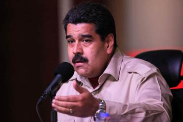 ¡ESTÁ CLARITO NICOLÁS! Maduro: «Ahora que son oposición y minoría, utilizan el golpismo»