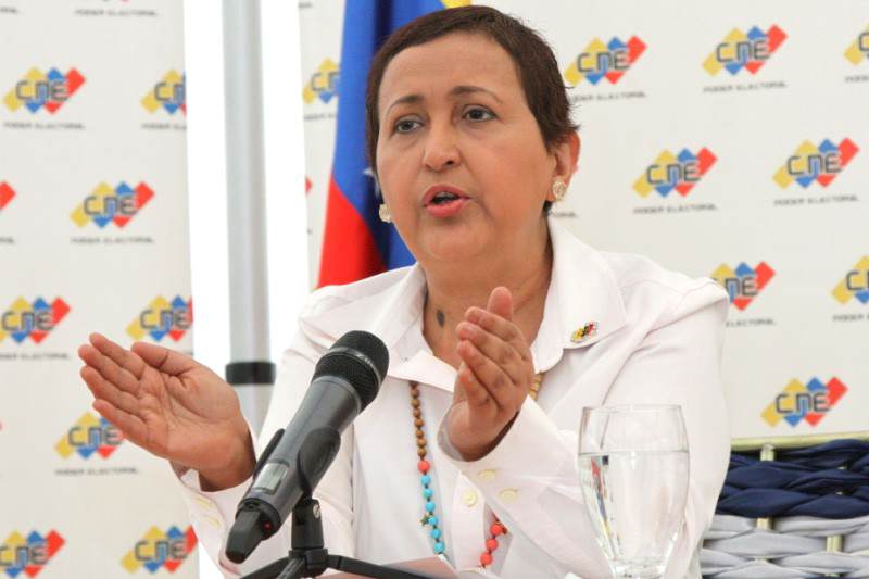Tibisay-Lucena-presidenta-del-Consejo-Nacional-Electoral-CNE-Venezuela-9-800x533