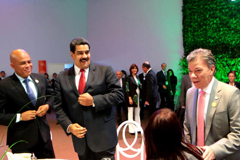 MADURO-celac-Juan-Manuel-Santos