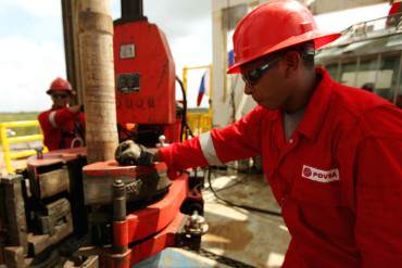 ¡DESTRUIDA EN SOCIALISMO! Exportaciones de Pdvsa cayeron hasta 4 por ciento en el año 2014