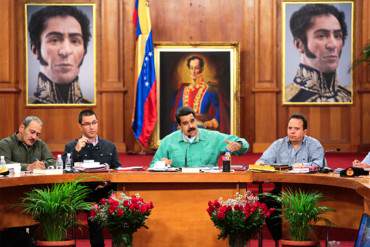 ¡ABSURDO DISCURSO! 10 anuncios de Maduro que más que aclarar, oscurecieron el panorama