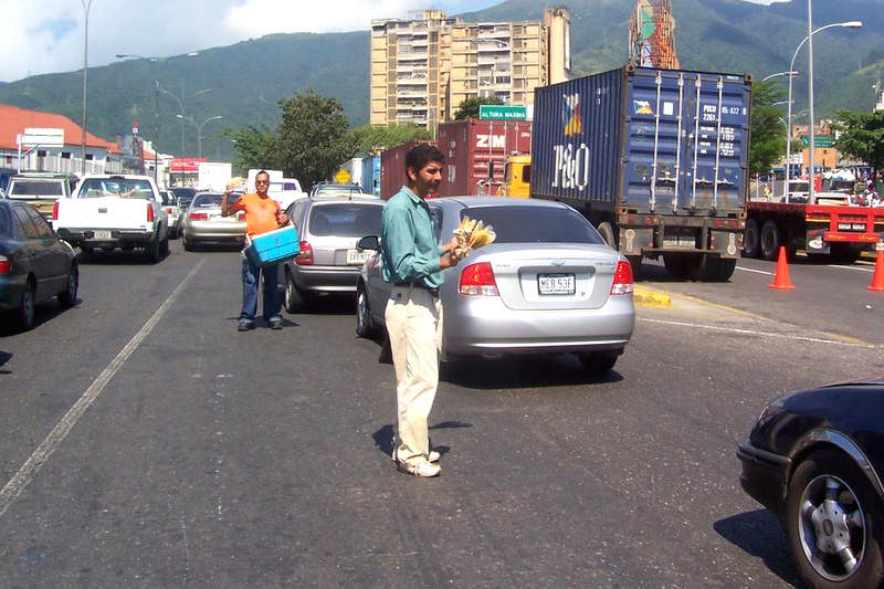 buhoneros comercio informal en Venezuela 