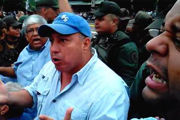 ¡BASTA YA! GNB agrede a diputados y concejales del Táchira por realizar protesta pacífica (+Video)