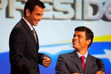 ¡UNIDAD O NADA! Leopoldo López felicita a Henrique Capriles por exitosa recolección de firmas