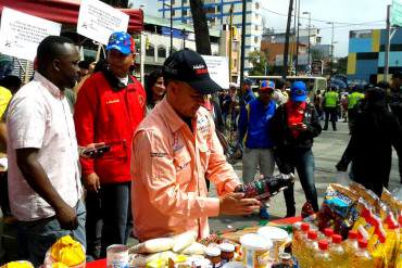 ¡ASÍ ACTÚA LA DICTADURA! Periodista es amenazada por dejar en evidencia a ministro venezolano