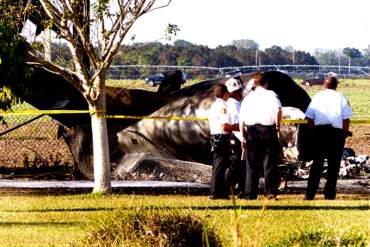 ¡FATAL SUCESO! Mueren tres venezolanos al estrellarse avioneta al suroeste de Miami (+Foto)