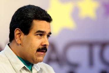 ¡EL DESESPERO ES GRANDE! Maduro pide enviar millones de cartas a Obama para anular decreto