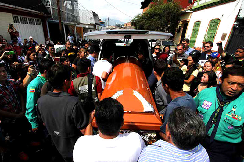 cementerio-despedida-kluiverth-2