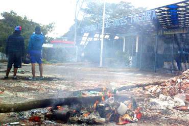 ¡ATENCIÓN! Denuncian intensa represión contra estudiantes atrincherados en ULA Táchira #28F