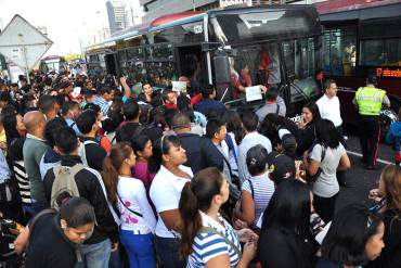 ¡INEFICIENCIA O NADA! Colapsa Caracas tras mantenimiento en el Metro de Caracas (+Fotos)