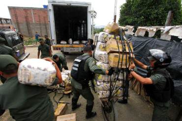 ¿GUERRA ECONÓMICA? Militares controlan distribución de la comida pero no garantizan abastecimiento