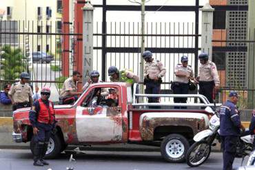 ¡GROTESCO Y ATROZ! Motorizados acribillan a embarazada por pedir paso a cortejo fúnebre