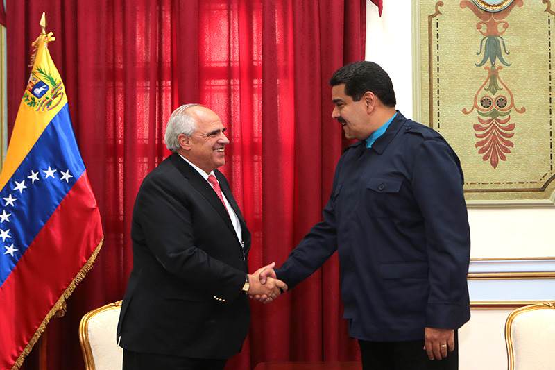 Maduro recibe a Samper para evaluar posible relanzamiento de Unasur