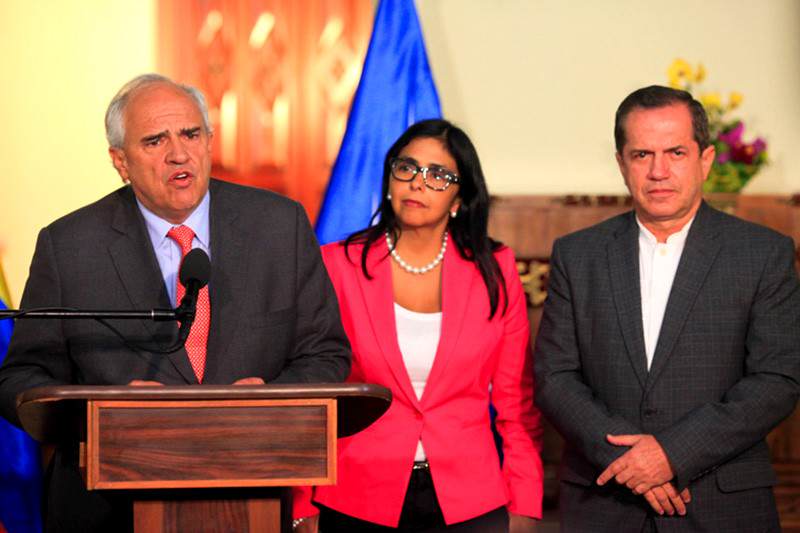 ¡VERDAD A FLOTE! Unasur desmiente a Delcy: Reuniones fueron alternativas con Gobierno y MUD