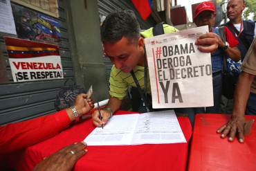 ¡GRAVE! Trabajadores de empresas públicas despedidos por no firmar decreto contra Obama