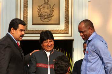 ¡CHULO EN DEFENSA! Evo Morales: Bolivia está dispuesta a combatir intervención en Venezuela