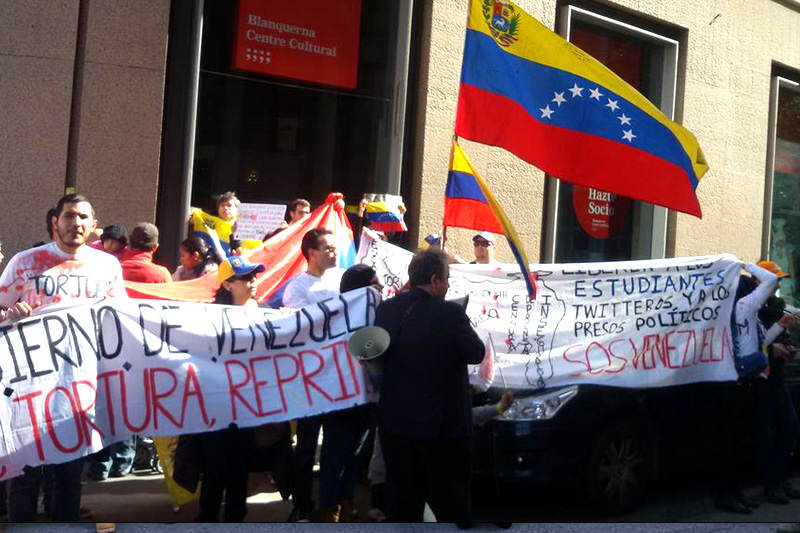 Protesta-Venezolanos-en-Exterior-Exposicion-Madrid-2