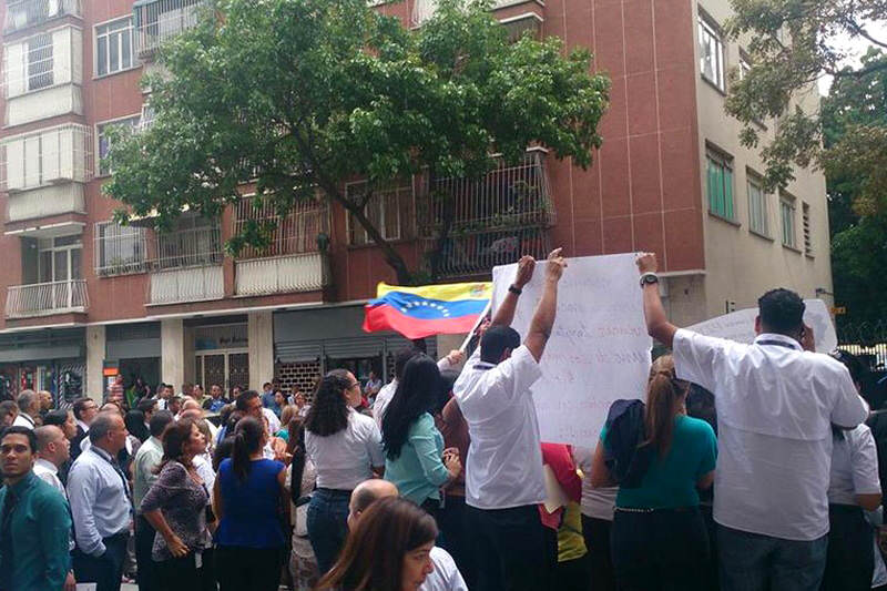 Trabajadores-del-Banco-Industrial-de-Venezuela-3-800x533