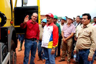 ¡INCREÍBLE! Trabajadores de empresa expropiada llevan 3 años suplicando por materia prima