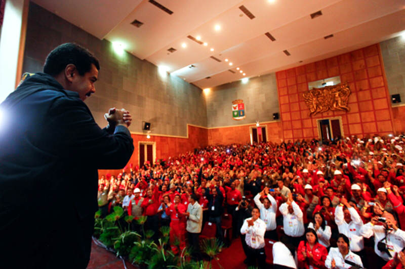 maduro-universidad-bolivariana