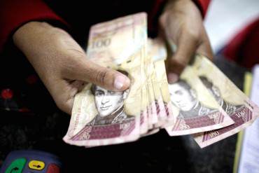 ¡LO QUE FALTABA! En Venezuela la escasez no para, ahora en el país escasean los billetes