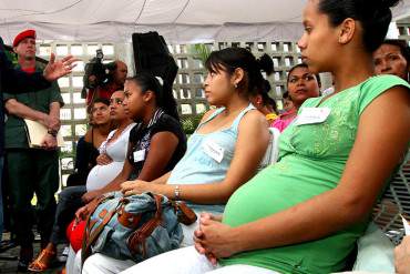 ¡ES TIEMPO DE ELECCIONES! Censarán a mujeres embarazadas para garantizarles medicamentos