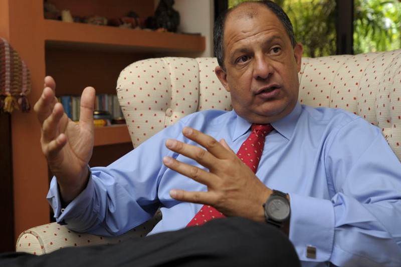 Luis-Guillermo-Solis-Presidente-de-Costa-Rica-800x533