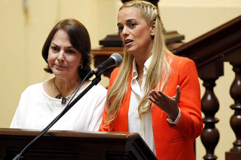 Mitzy-capriles-y-lilian-tintori