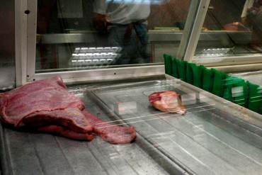 ¡ENCAMINADOS A LA DEBACLE! Asociación de Carniceros advierte: «Se nos acabó la carne»