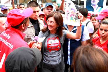 ¡MADURO SACA SUS FICHAS! Ministra Jacqueline Faria propone candidatura por el Psuv a la AN