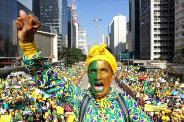 ¡FUERA DILMA! Multitud sale a las calles de Brasil a protestar contra el gobierno de Rousseff (+Fotos)