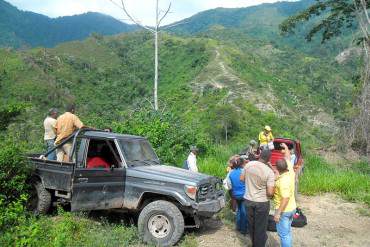 ¡ATROZ! Degollaron a padre, madre e hija para robarles sus pertenencias en el estado Zulia