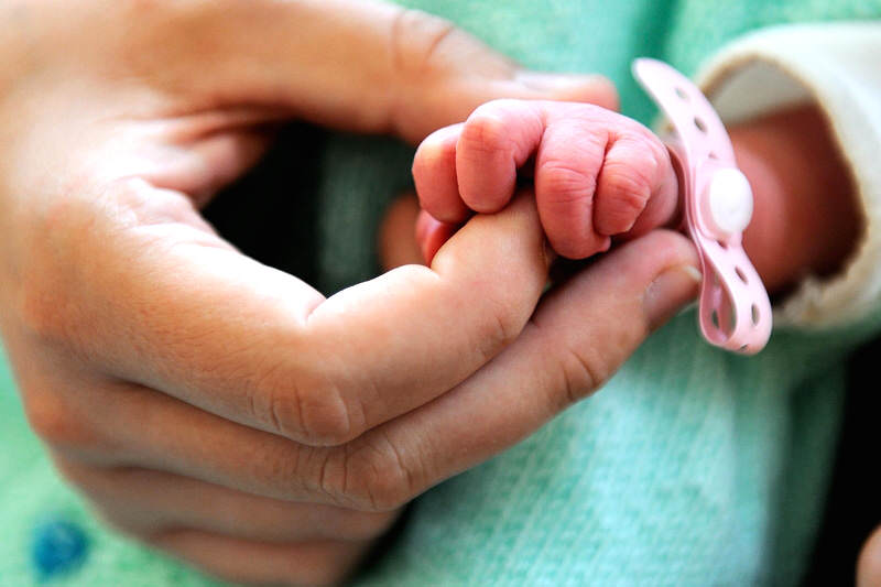 ¡UNA CRISIS HUMANITARIA! Murió otra recién nacida por falta de insumos, ampolla e incubadora