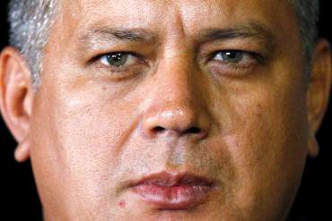 ¡AQUÍ HUELE A MIEDO! Diosdado Cabello se arrepiente y retira su demanda contra News Corp