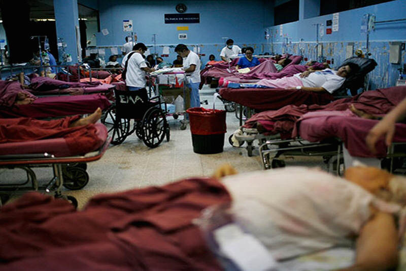 Hospitales-en-Venezuela-Crisis-Hospitalaria-Escasez-de-Medicamentos-800x533