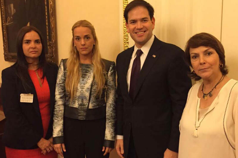 Lilian-Tintori-con-Marco-Rubio-y-Mitzy-Capriles-de-Ledezma-800x533