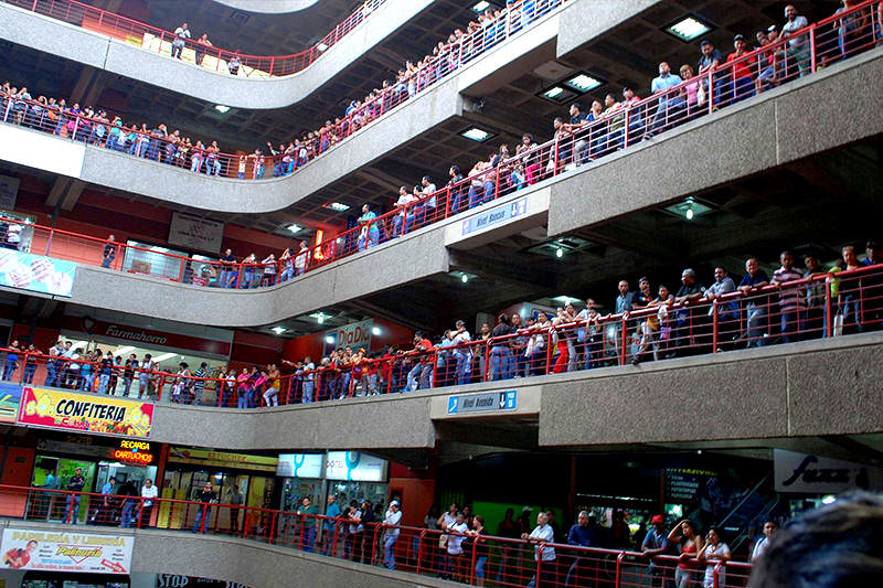 centro-comercial-cola