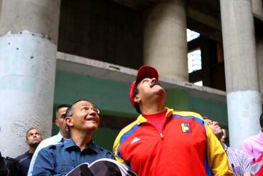 ¡VER PARA CREER! Maduro: Torre Confinanzas estará dedicada al arte, la cultura y la seguridad