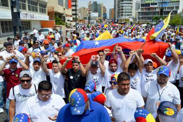 ¡EL RÉGIMEN LO SABE! Cansados de la crisis, los venezolanos no tolerarían un fraude electoral