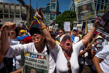 ¡LA CALLE LLAMA! Oposición convoca a una concentración este sábado para exigir fecha al CNE