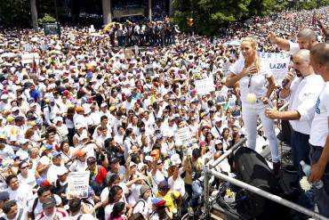 ¡LIBERTAD! Lilian Tintori llama a hacer «ayuno» de un día en «solidaridad» con presos políticos