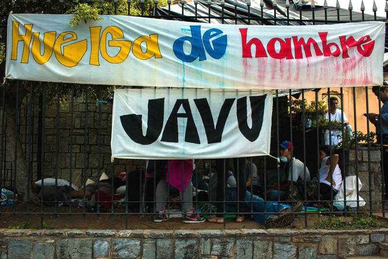 HUELGA-DE-HAMBRE-jovenes-5
