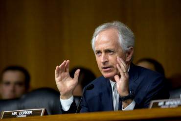 ¡ALARMADO! Senador Bob Corker tras visita al país: «Venezuela se encamina a días muy difíciles»