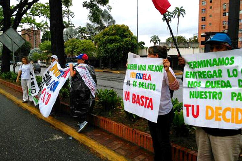protesta-escasez-bicentenario-1