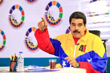 ¡NO TIENE LÍMITES! Maduro acusa a Capriles de «coordinar y tirarle los malandros al pueblo»