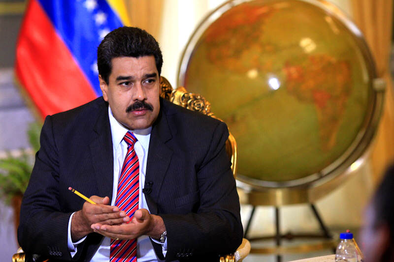 Maduro-entrevista-en-Miraflores-8j-esequibo-5