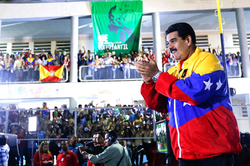 Maduro-estudiantes-14j-4