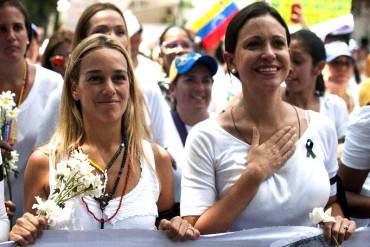 ¡CLARITO! Lilian Tintori reaccionó ante inhabilitación de María Corina: «A esta mujer le temen»