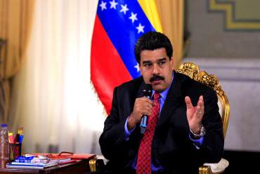 ¡INCAPAZ! Maduro reconoce crisis económica: «Hay que arroparse hasta donde llegue la cobija»